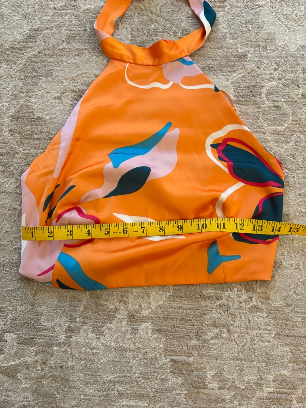 ORANGE HALTER TOP 🍊 - Picture 3 of 4